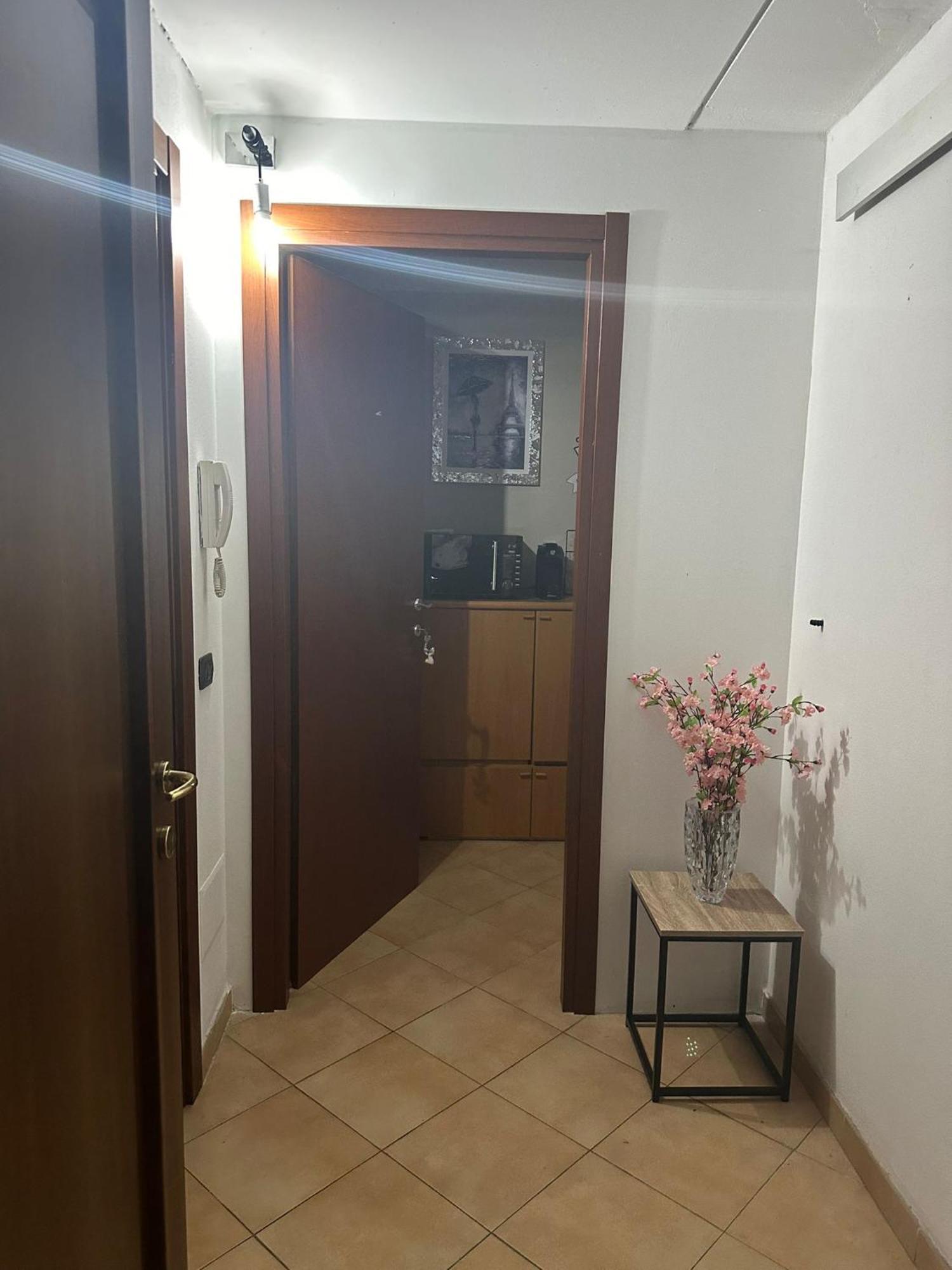 Private Room With Independent Entrance Arcore Exterior photo